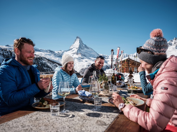 Die Bergrestaurants in Zermatt bieten eine einmalige Aussicht und leckeres Essen