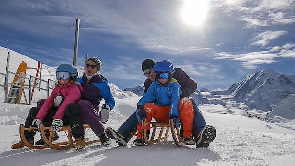 Schlittelspass für die ganze Familie in Zermatt